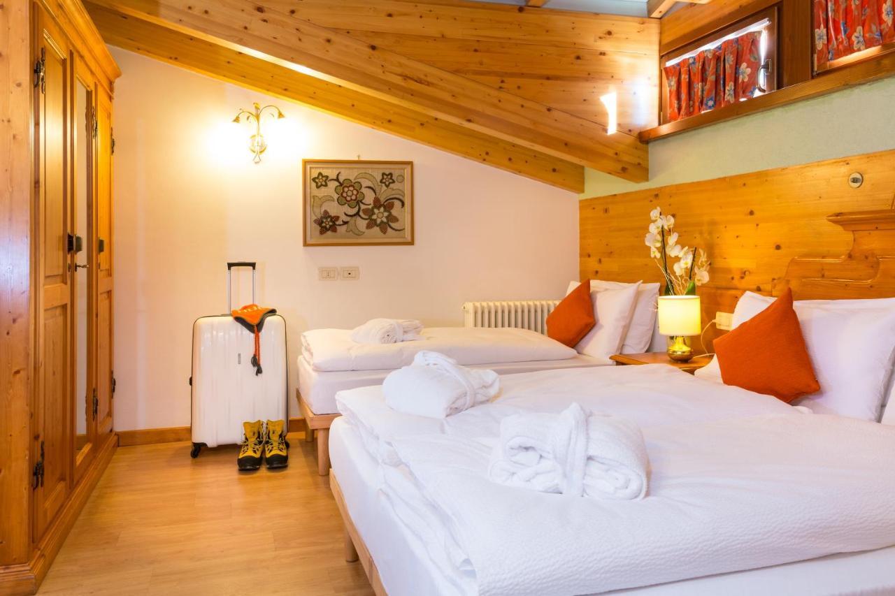 Hotel Bonapace ***S Мадонна-ді-Кампільйо Екстер'єр фото
