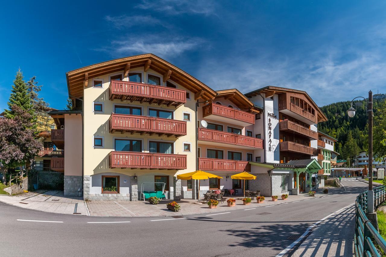 Hotel Bonapace ***S Мадонна-ді-Кампільйо Екстер'єр фото
